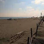 Brunis 招待所