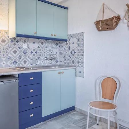 Brunis Guest house Neoi Poroi